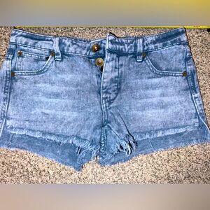 Frayed button fly jean shorts O’Neill size 1 EUC
